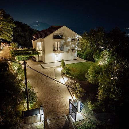 Villa Sladovic ヘルツェグ・ノヴィ エクステリア 写真