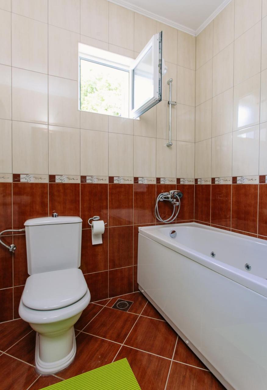 Villa Sladovic ヘルツェグ・ノヴィ エクステリア 写真